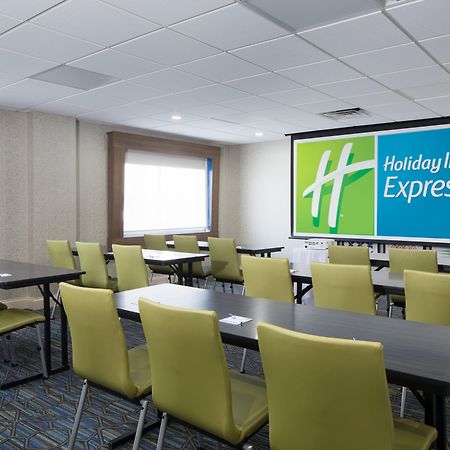 Holiday Inn Express Louisville Northeast, An Ihg Hotel Dış mekan fotoğraf